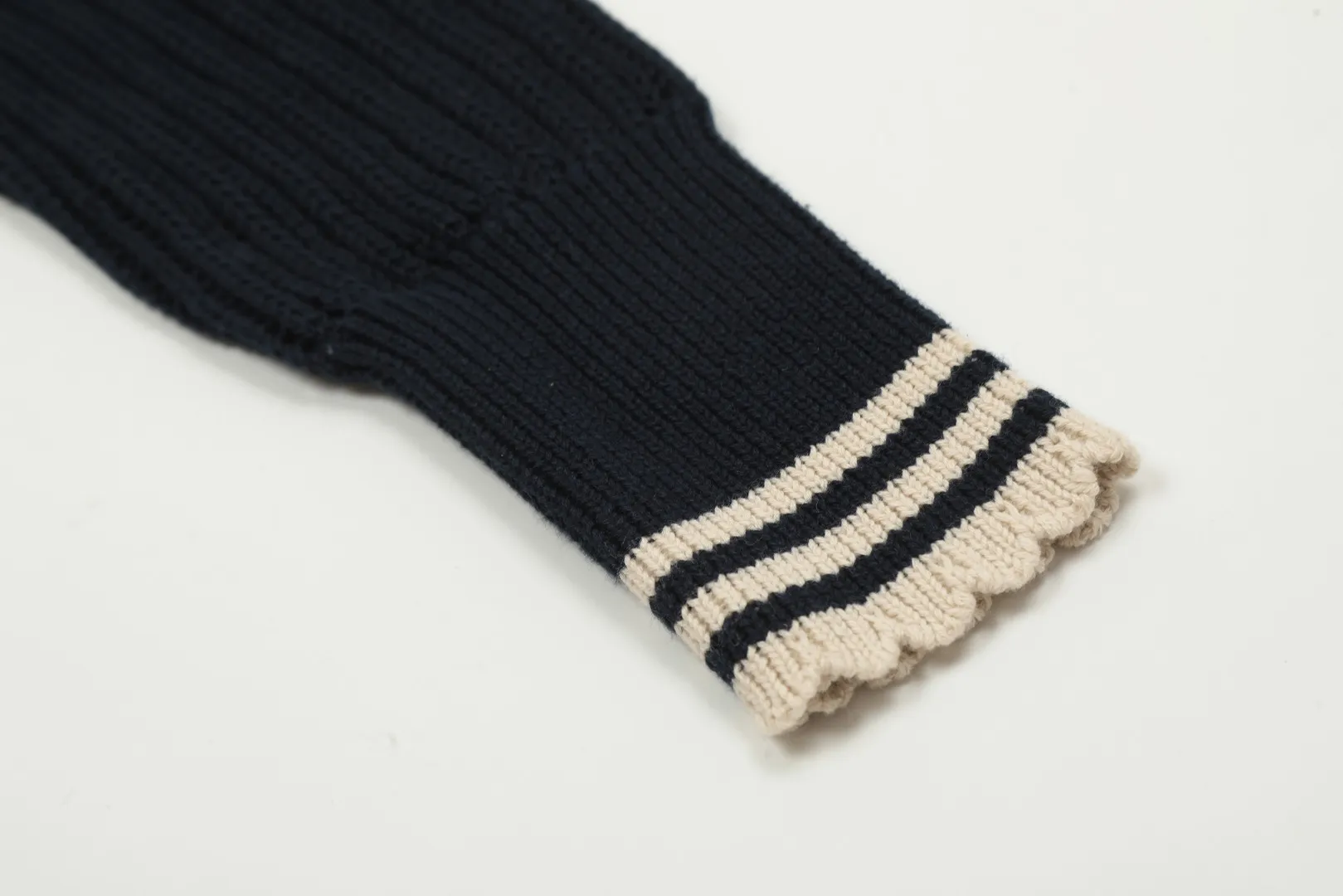 VIVI119# vivienne west wood West Queen Vivian Saturn New Retro "Unisex" Hollow Design Knitted Sweater Wool Round Neck 2024 Spring Latest Style Size: S -M- L Color: Apricot Royal Blue